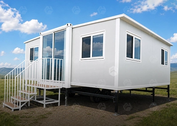 Trailer-Mounted Expandable House